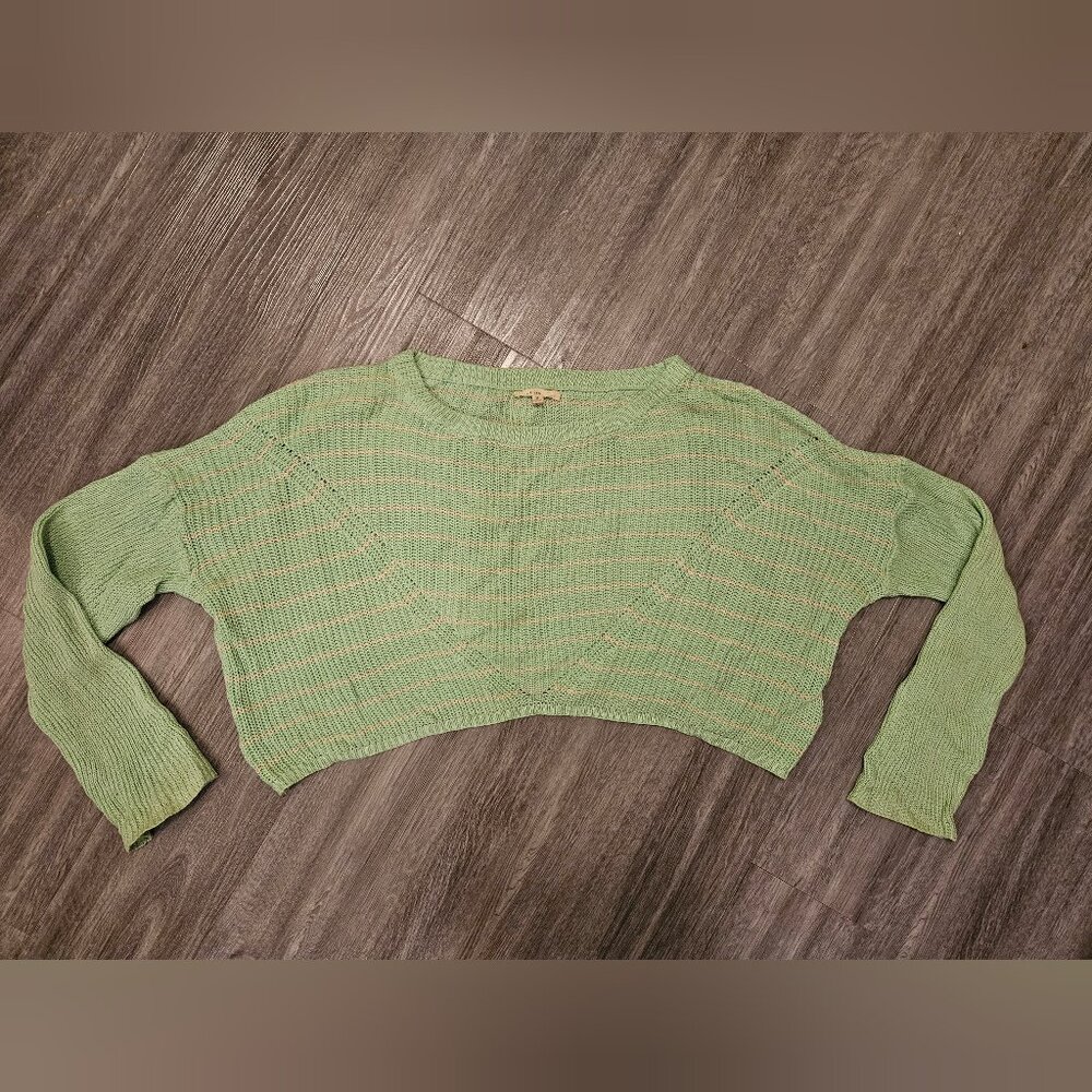 Green Cropped Cozy Sweater